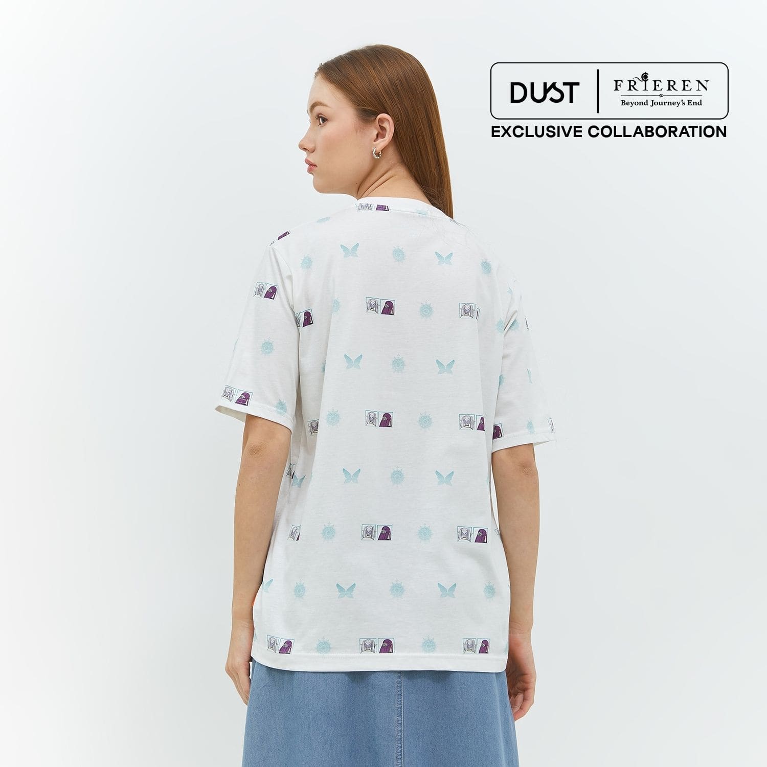 DUST Kaos Abstrak Unisex Frieren With Fern Putih (D.74293-U)