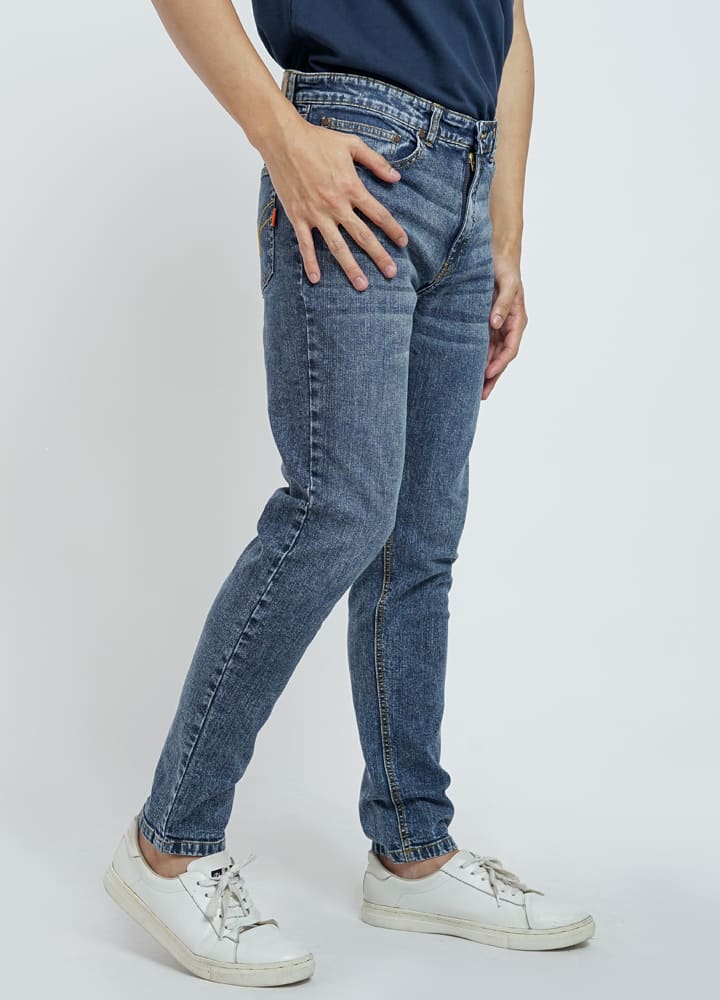 DUST Celana Slim Jeans Jekara Biru Comfease (D. 3709-DM)