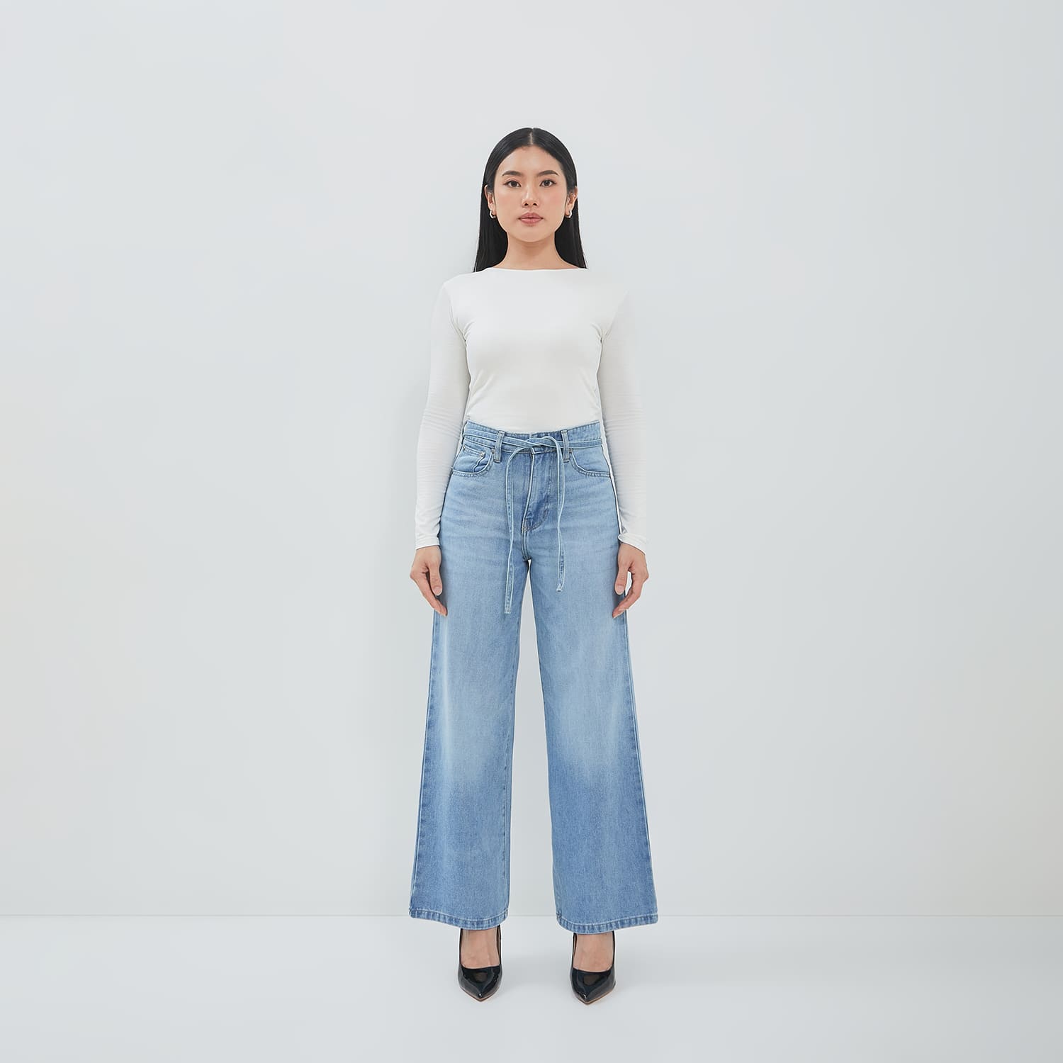 DUST Celana Loose Straight Jeans Lanika Light Blue (D.39170)