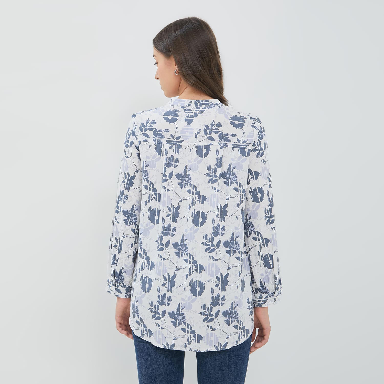 DUST Blouse Narva Abstrak Biru Tua ECOVERO™ Comfease (D.116560)