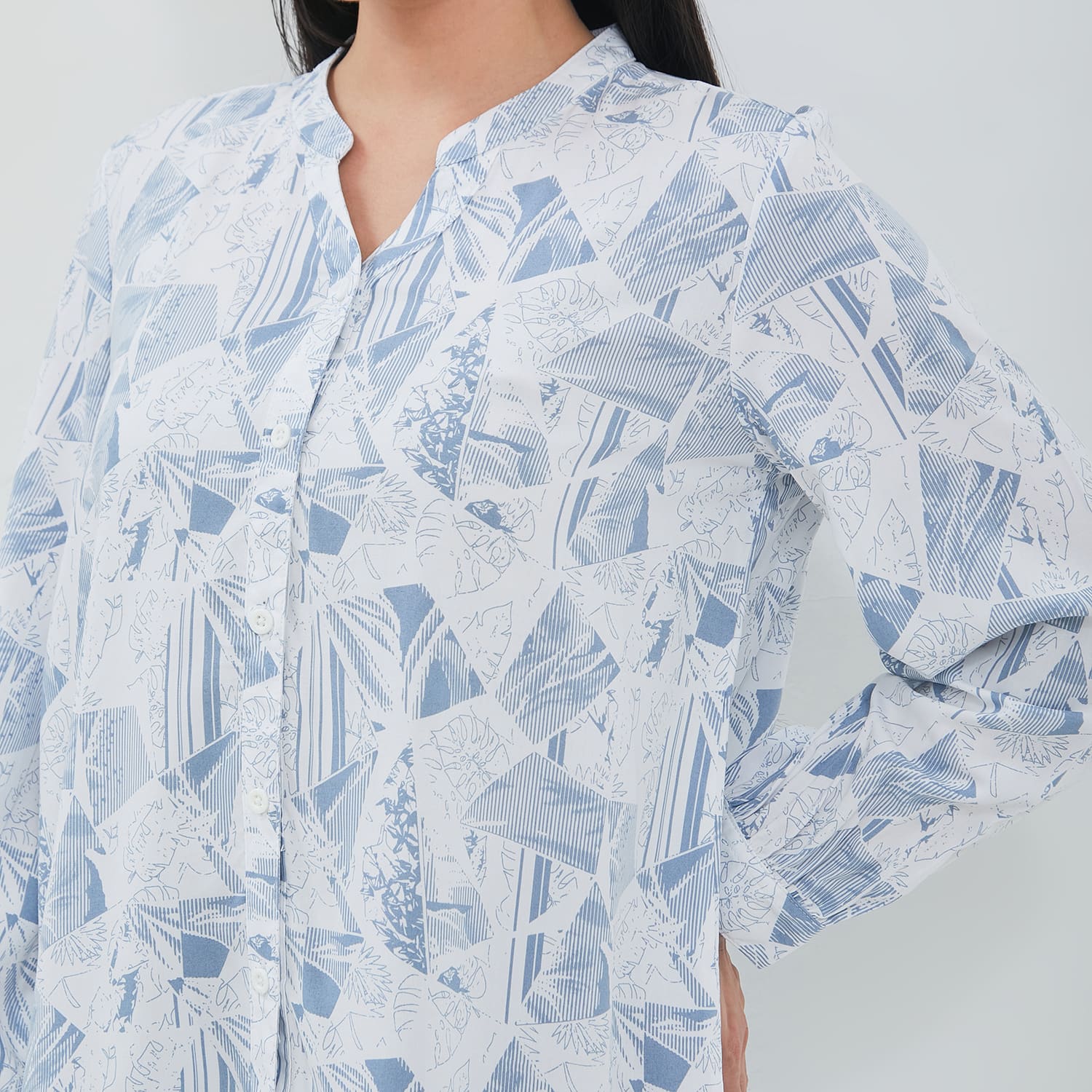 DUST Blouse Narva Abstrak Putih ECOVERO™ Comfease (D.116565)