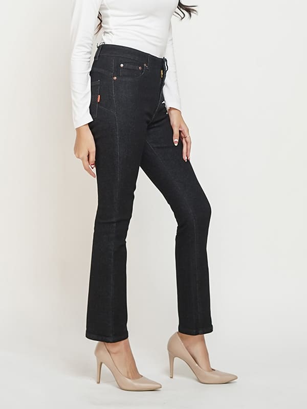 DUST Celana High Rise Bootcut Jeans Kalula Black Denim (D. 31301-BC)