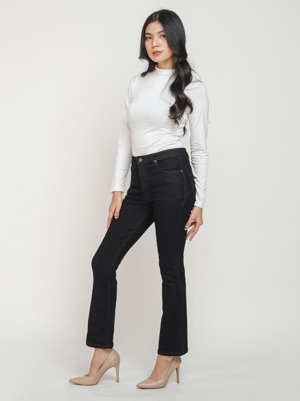 DUST Celana High Rise Bootcut Jeans Kalula Black Denim (D. 31301-BC)
