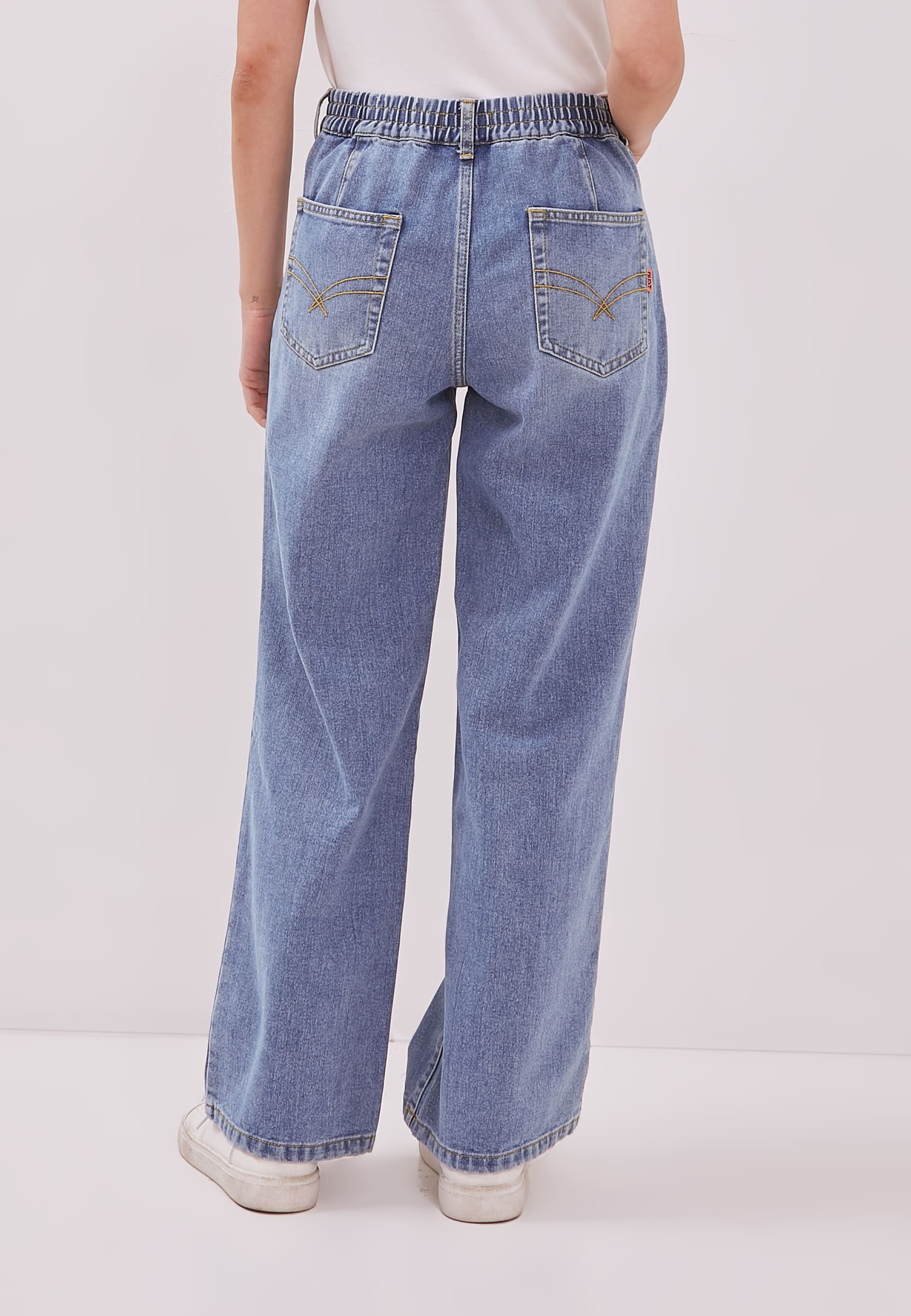 DUST Celana High Loose Jeans Sinra Light Blue Comfease (D. 39122)
