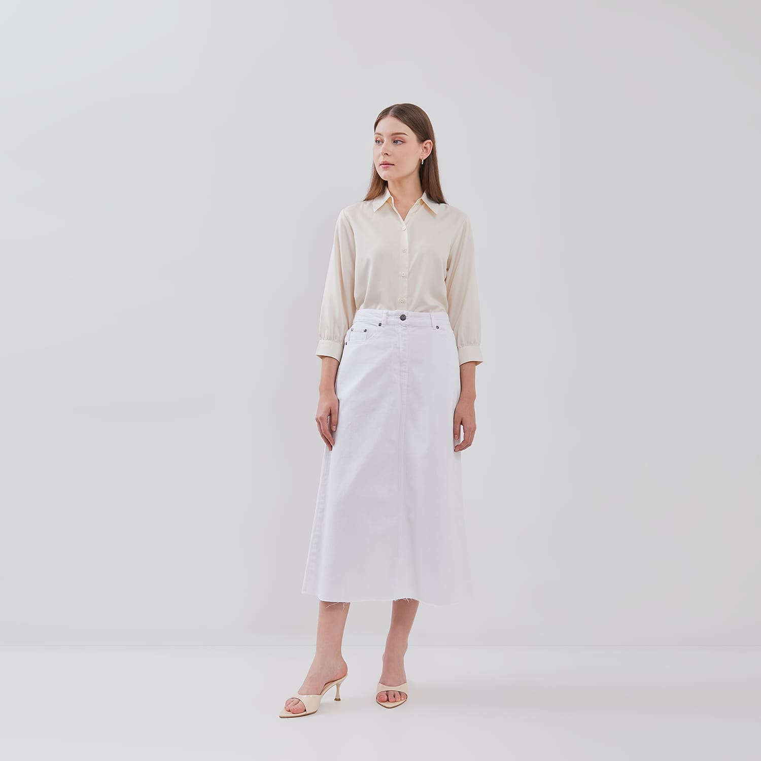 DUST Rok Crop Unfinished Denim Sabina Putih (D.21154)