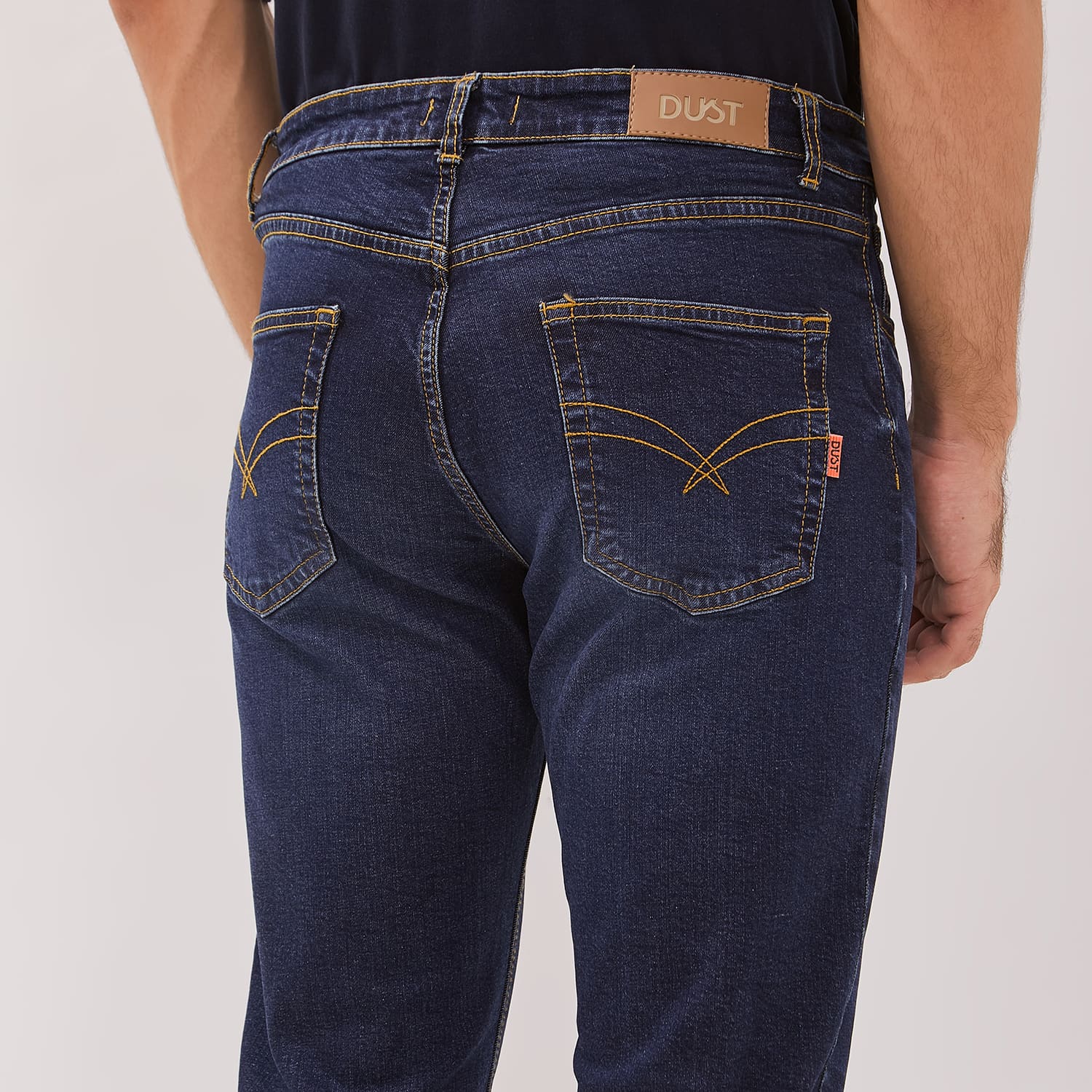 DM.3725