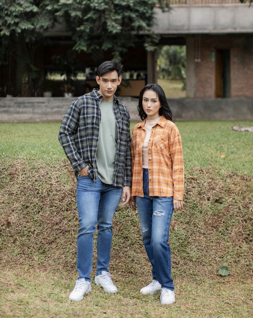 Image blog Timeless Style Kemeja Kotak 